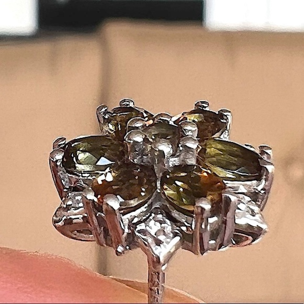 Jenipapo Andalusite Zircon Floral Stud Earrings - Picture 6 of 11